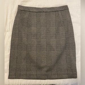 Plaid pencil skirt